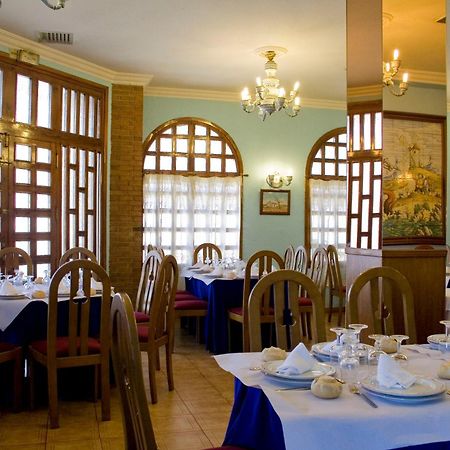 Hotel Perales Talavera de la Reina Esterno foto