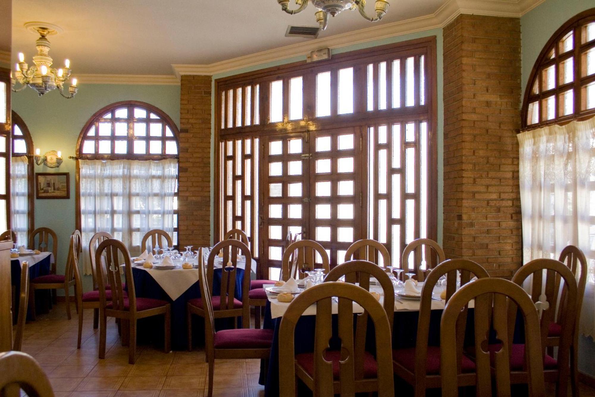 Hotel Perales Talavera de la Reina Esterno foto