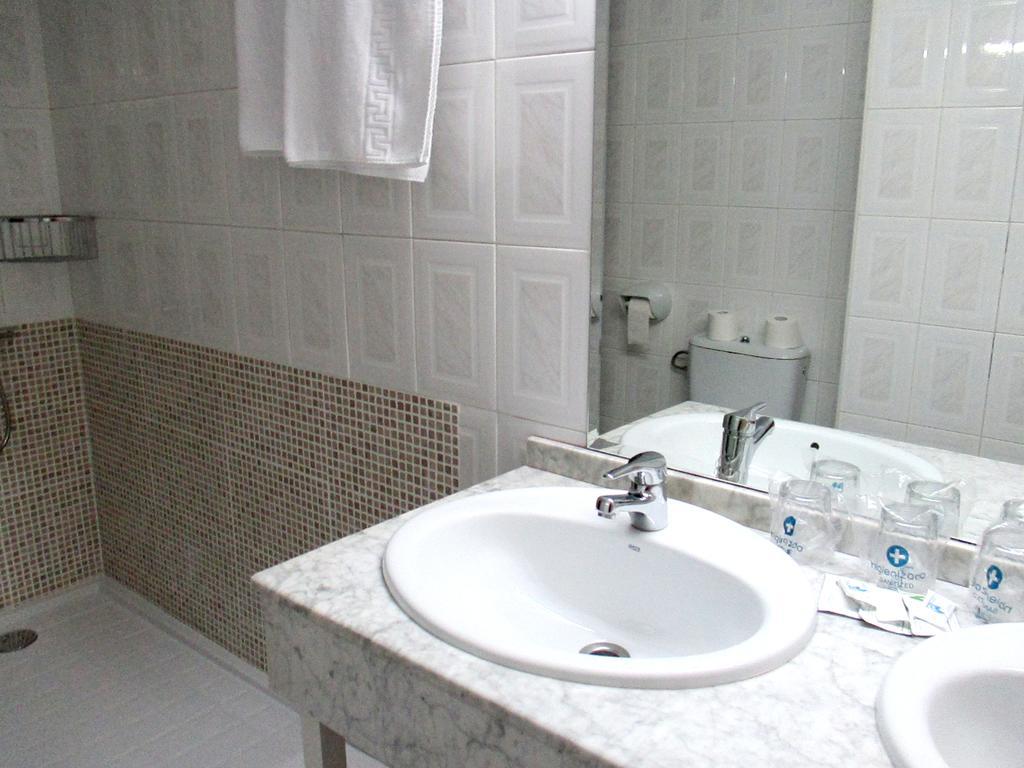 Hotel Perales Talavera de la Reina Esterno foto