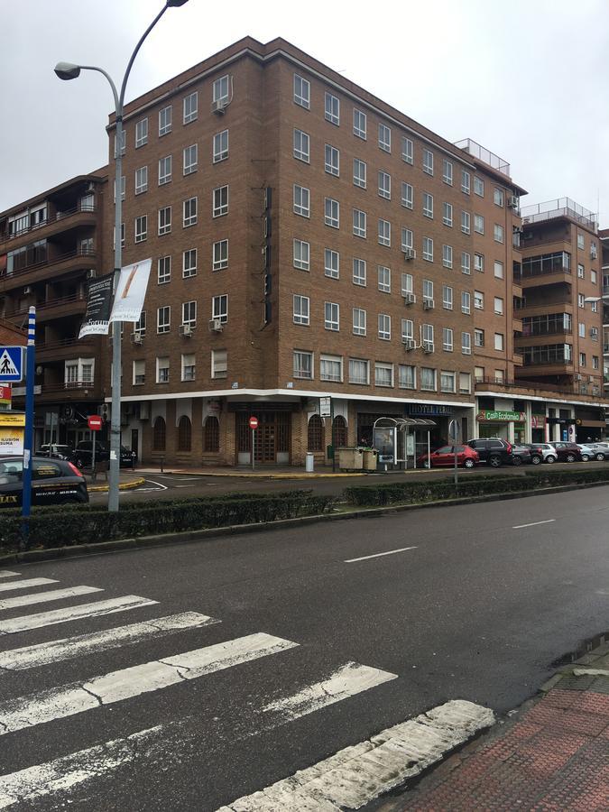 Hotel Perales Talavera de la Reina Esterno foto